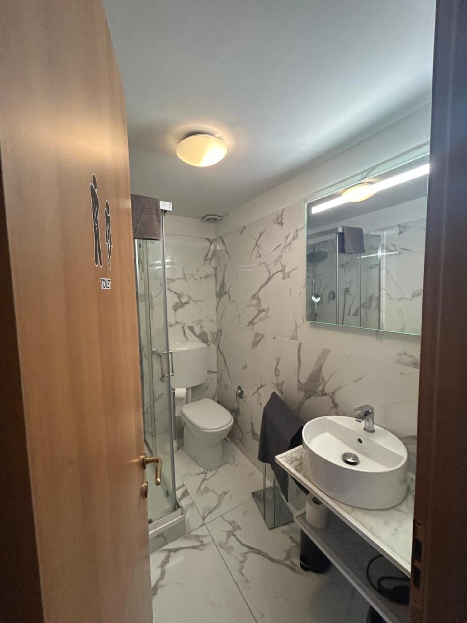 Appartamento Confortevole Genua Buitenkant foto